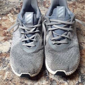 Adidas Adidas Alphabounce women 8.5 grey shoes